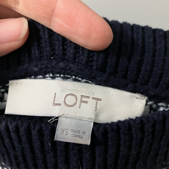 Cute preppy sweater - Picture 3 of 3